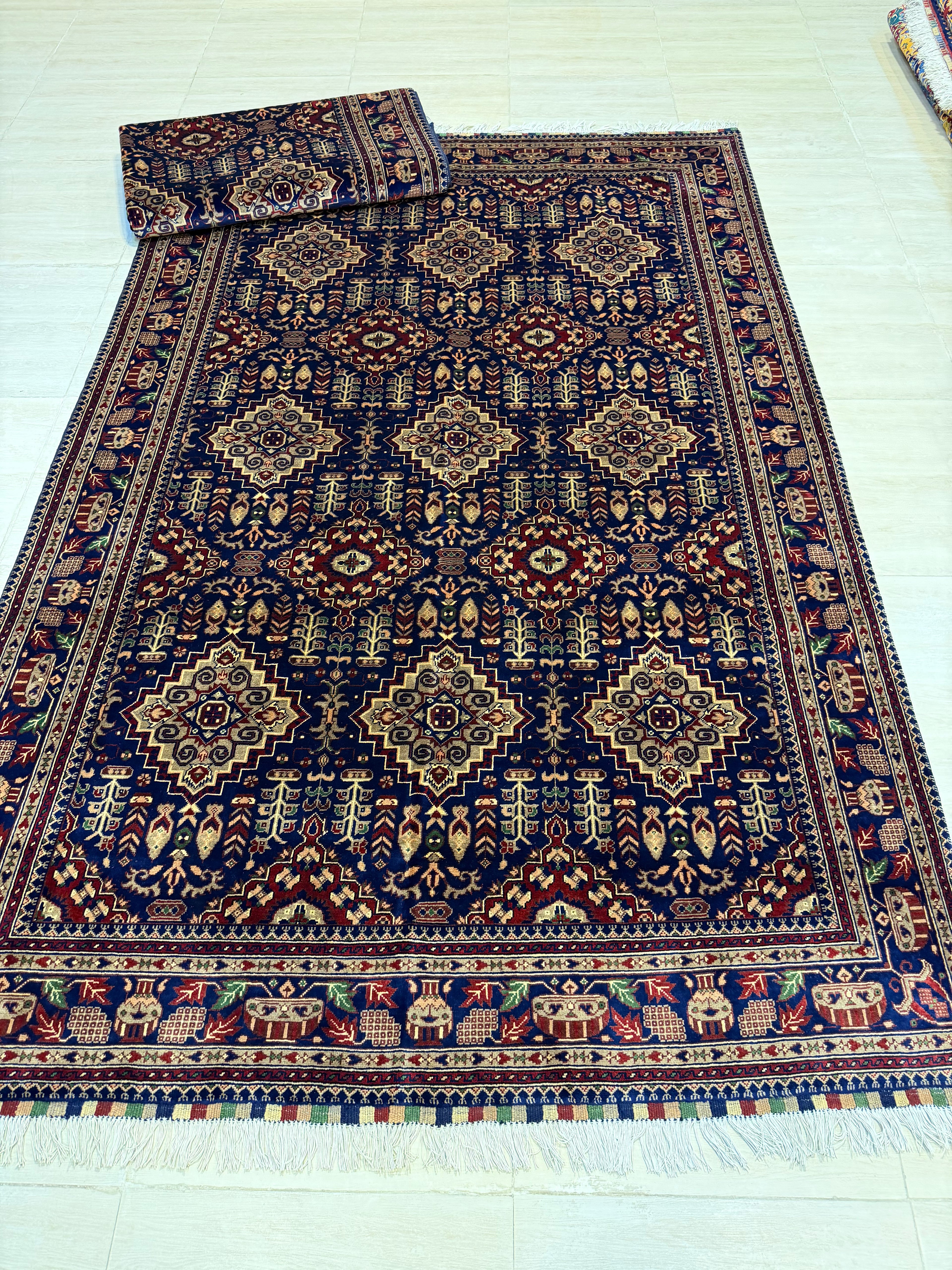 Luxury fine Afghan "Vollayati" Carpet